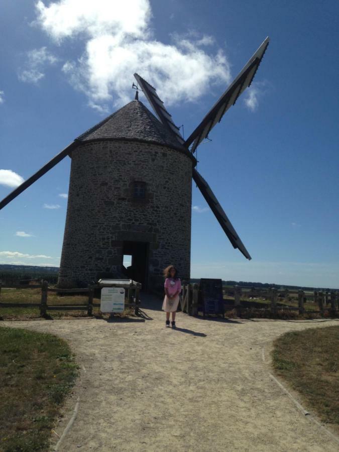 Gite Christian Mont St Michel Sacey Exterior foto